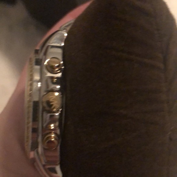 NEW***Michael Kors watch *** Not from outlet! Open to offers! No lowball please - Picture 9 of 12